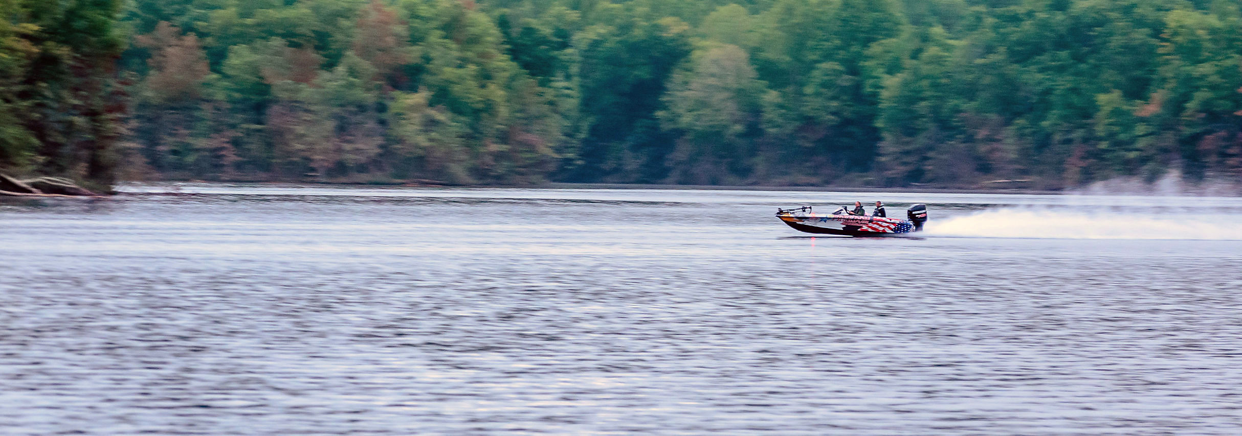 Boater on Summersville